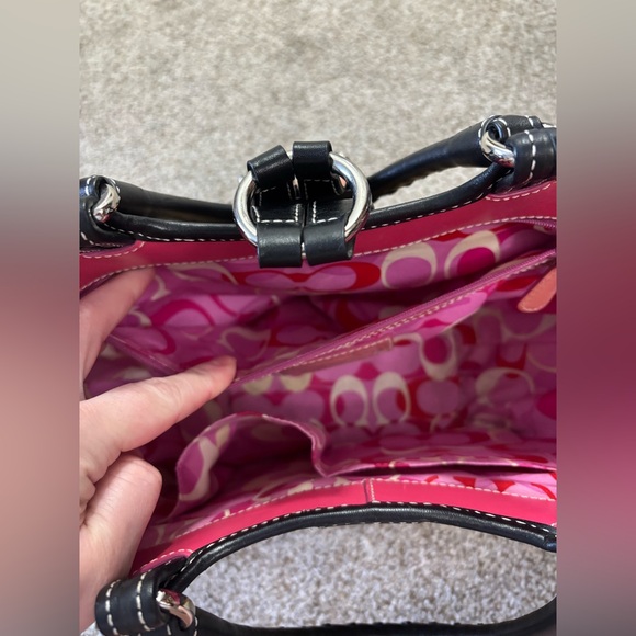 Vintage Coach Black and Tan Woven Tote Bag - Picture 4 of 14